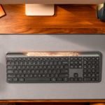 Un teclado sin cables y sin carga, así es el nuevo Signature Slim Solar+ K980 de Logitech
